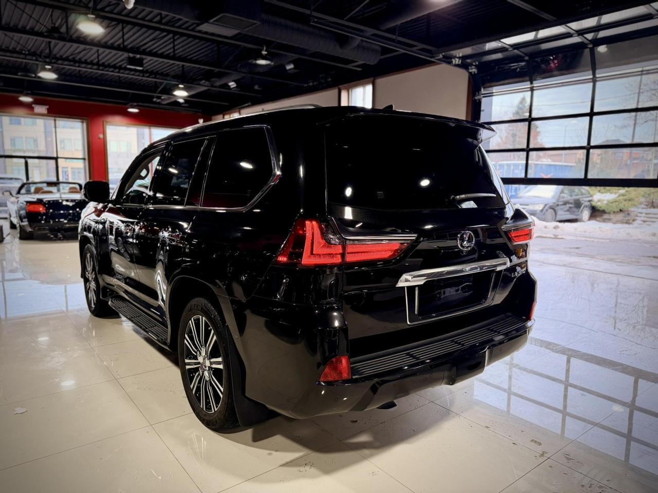 LEXUS LX570 2021